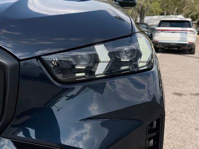 2026 BMW X5 — photo 9 view