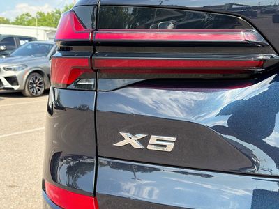 2026 BMW X5 — photo 10 view