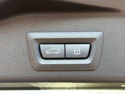2026 BMW X5 — photo 12 view