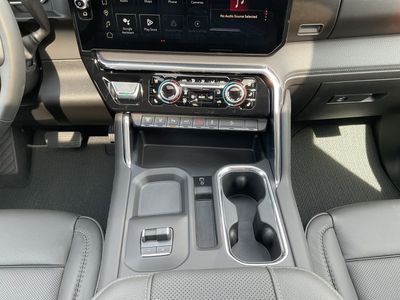 2026 GMC Sierra 3500HD — photo 13 view