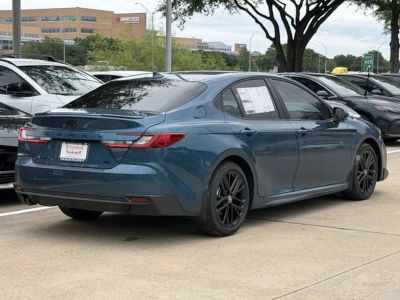 2026 Toyota Camry - Photo 4