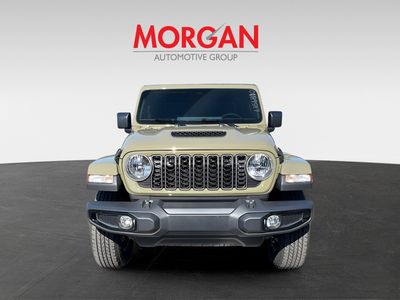 2026 Jeep Gladiator — side profile view