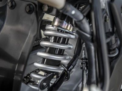 2026 Yamaha WR125R - Photo 13