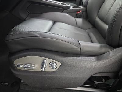 2026 Porsche Macan - Photo 23
