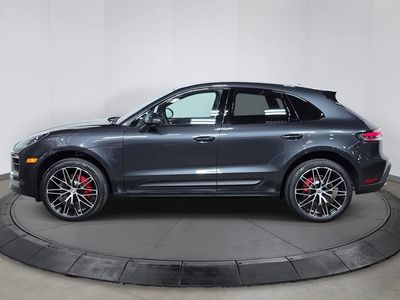 2026 Porsche Macan - Photo 2