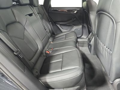 2026 Porsche Macan - Photo 26