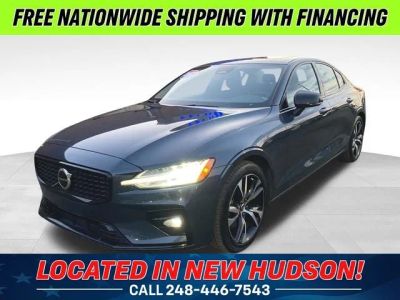2024 Volvo S60 B5 Core Dark Theme in Blank — front three-quarter view