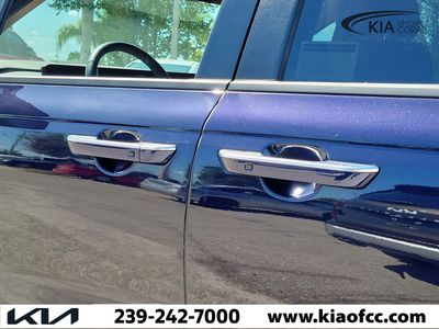 2025 Kia Carnival Hybrid - Photo 7