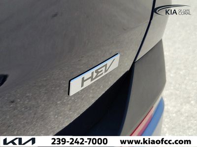 2025 Kia Carnival Hybrid - Photo 11