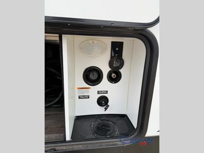 2023 Dutchmen RV Atlas - Photo 14