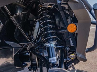 2025 Can-Am Commander MAX XT 1000R - Photo 12