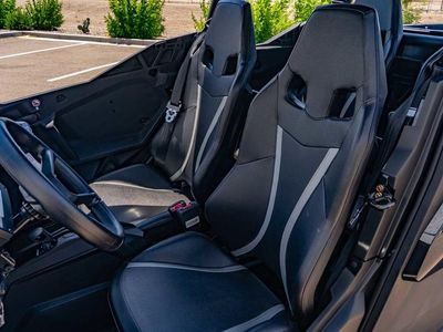 2025 Can-Am Commander MAX XT 1000R - Photo 9