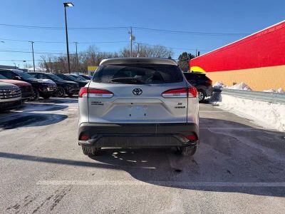 2024 Toyota Corolla Cross Hybrid SE - Photo 6