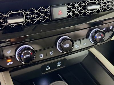 2026 Honda Accord Hybrid - Photo 14