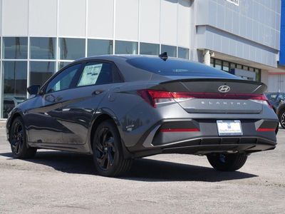 2026 Hyundai Elantra — photo 14 view