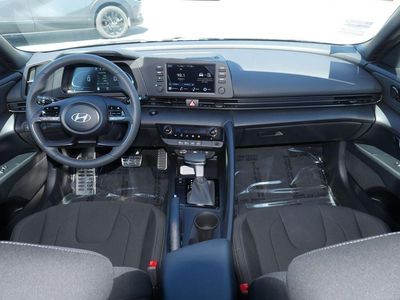 2026 Hyundai Elantra — photo 7 view