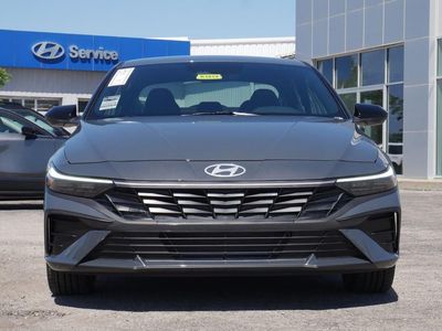 2026 Hyundai Elantra — detail view