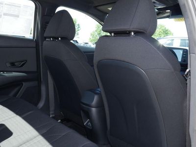 2026 Hyundai Elantra — photo 24 view