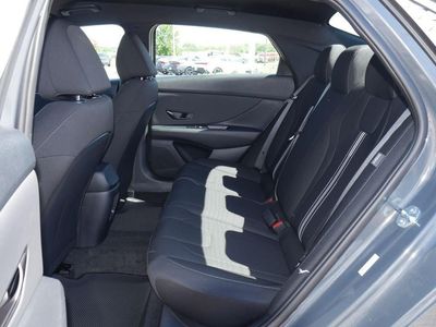 2026 Hyundai Elantra — photo 25 view