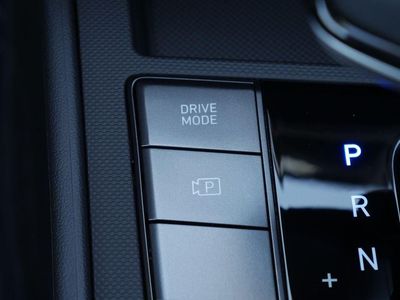 2026 Hyundai Elantra — photo 42 view
