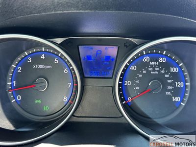 2011 Hyundai TUCSON - Photo 19