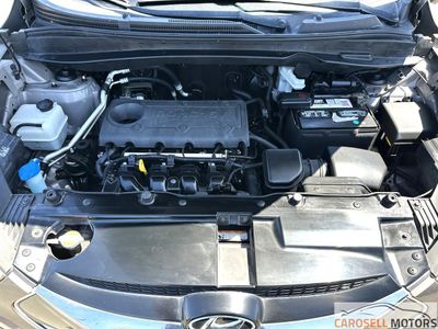2011 Hyundai TUCSON - Photo 35