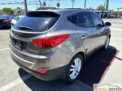 2011 Hyundai TUCSON - Photo 6