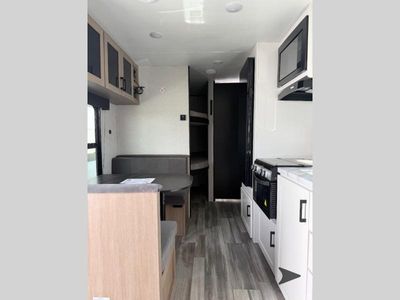 2026 Jayco Jay Flight SLX — photo 10 view