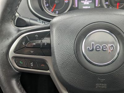 2019 Jeep Cherokee — photo 15 view