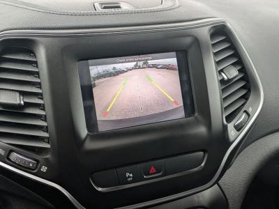 2019 Jeep Cherokee — photo 17 view