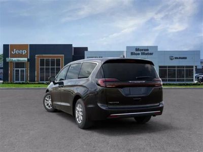 2027 Chrysler Pacifica — rear three-quarter view