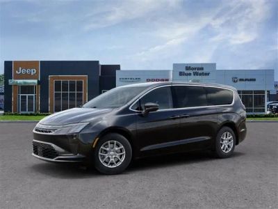 2027 Chrysler Pacifica — side profile view