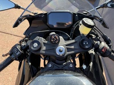 2026 Kawasaki Ninja ZX-6R — photo 13 view