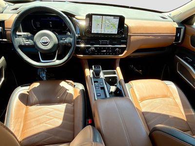 2024 Nissan Pathfinder — photo 16 view