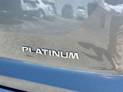 2024 Nissan Pathfinder — photo 11 view