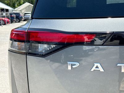 2024 Nissan Pathfinder — photo 10 view