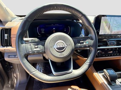 2024 Nissan Pathfinder — photo 40 view