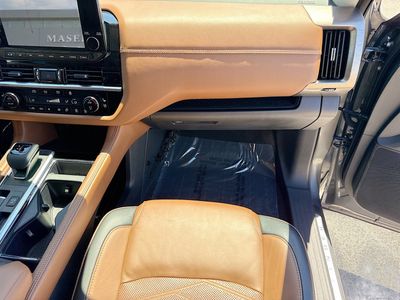 2024 Nissan Pathfinder — photo 18 view