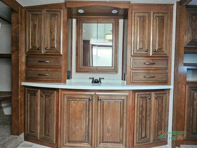 2018 Heartland Bighorn - Photo 44