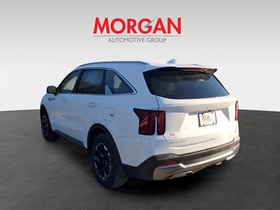 2025 Kia Sorento — rear three-quarter view