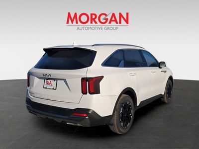 2025 Kia Sorento — side profile view