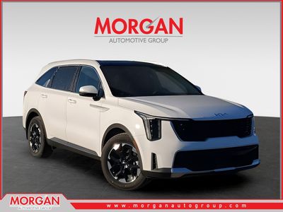 2025 Kia Sorento S in White — front three-quarter view