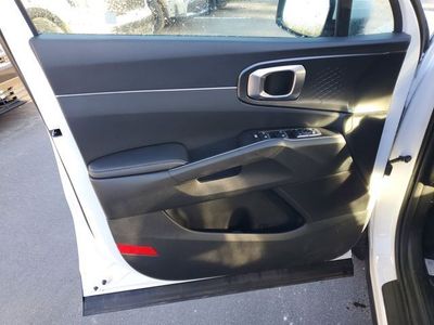 2025 Kia Sorento — detail view