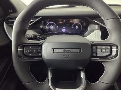 2026 Jeep Cherokee — photo 13 view