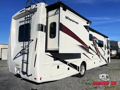 2023 Thor Motor Coach Windsport - Photo 3
