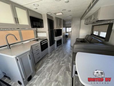 2023 Thor Motor Coach Windsport - Photo 14