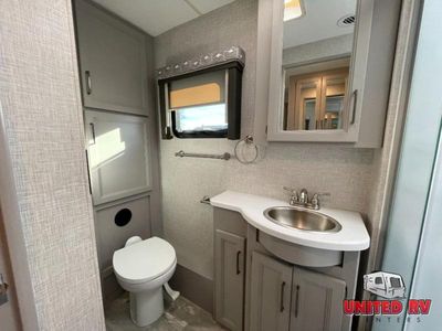 2023 Thor Motor Coach Windsport - Photo 22