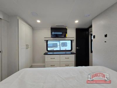 2026 Bighorn 38RE - Photo 28