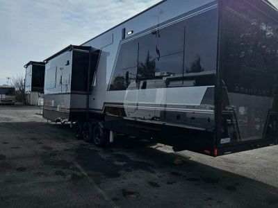 2026 Brinkley RV Model G - Photo 2