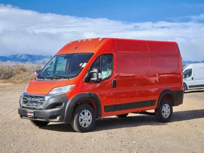 2025 RAM Promaster — detail view